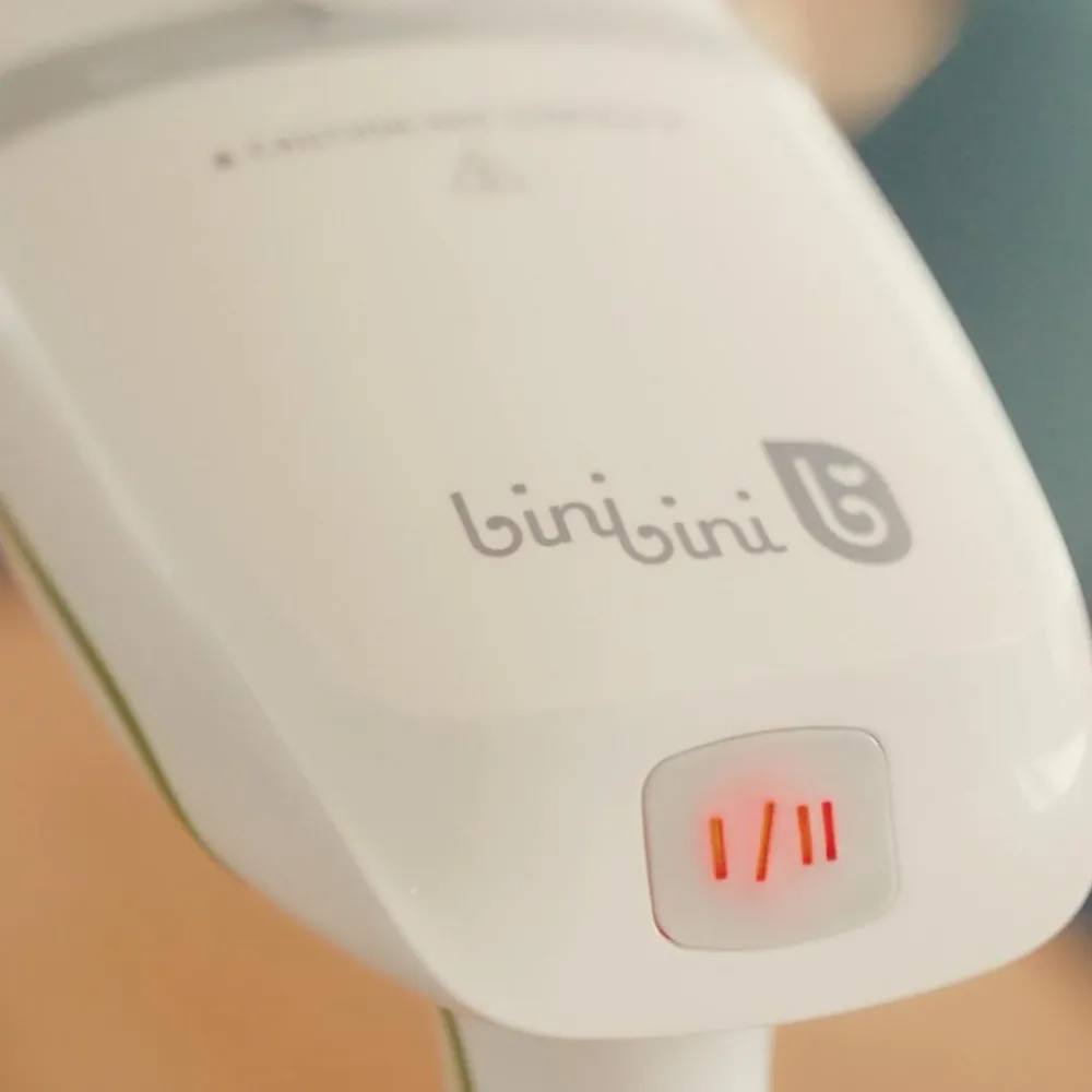 Keine 2 Minuten 2 Millionen-binibini Refreshie Steamer Set Dampfglätter & Textilerfrischer