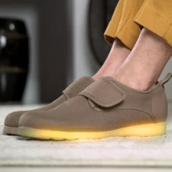 Keine Textil|Nützliche Helfer Für Das Beste Alter-Gold Care Braun unterstützender Schuh