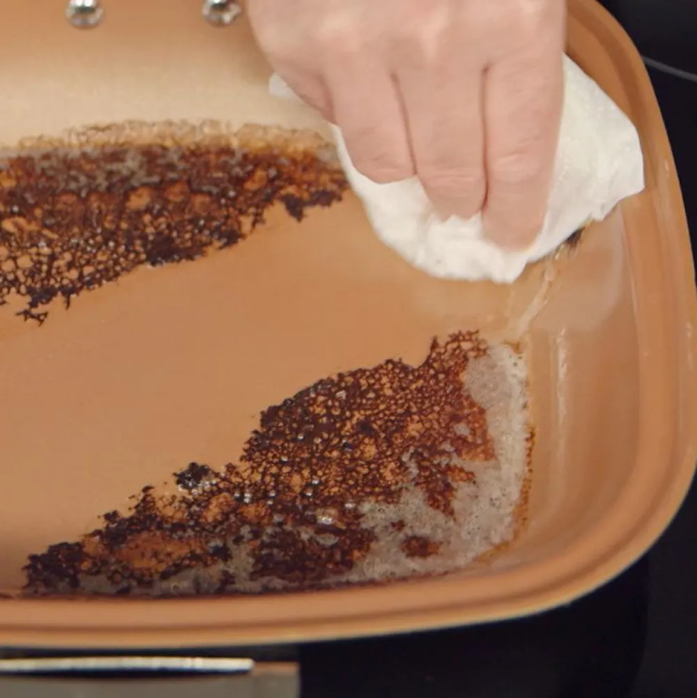 Livington Pfannen & Töpfe-Black Doubletta Wendepfanne inkl. Rezeptheft