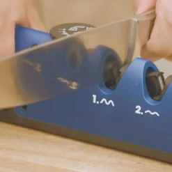 Livington Smarte Haushaltshelfer|Küchenhelfer & Kochzubehör-BladeStar 3in1 Messerschärfer 1+1 GRATIS