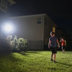 Panta Smarte Haushaltshelfer|Beleuchtung-Safe Light Solar LED Außenleuchte 250 Lumen 1+1 GRATIS