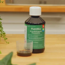 Keine Garten-PlantBliz flüssiger All-in-One-Pflanzendünger