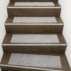 Sonstiges Smarte Haushaltshelfer-Treppenmatten